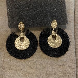 Francesca’s Never Used Earrings